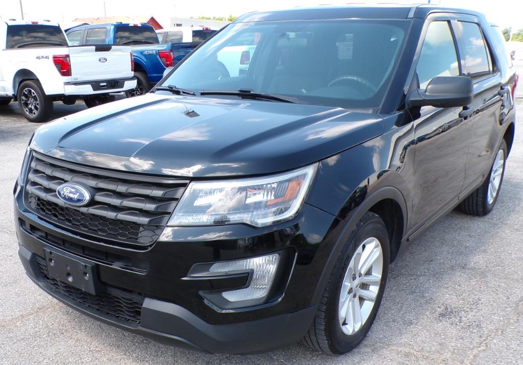2017 Ford Explorer's photo